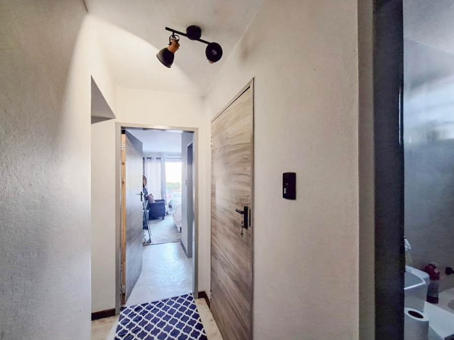 2 Bedroom Property for Sale in Kosmos North West